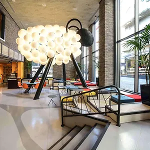 **** Hotel Ibis Styles Center Georgia