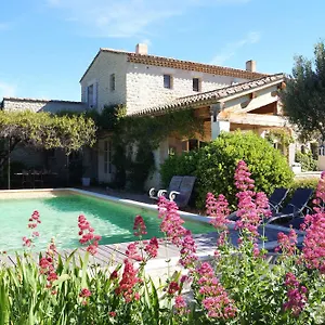 le-mas-des-etoiles-gordes.fr-provencehotel.com/