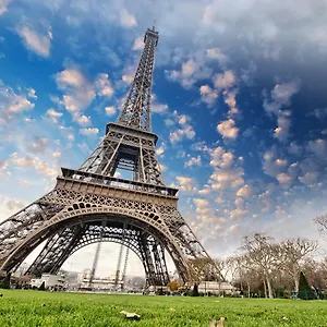  Apartment Centre - St Michel France